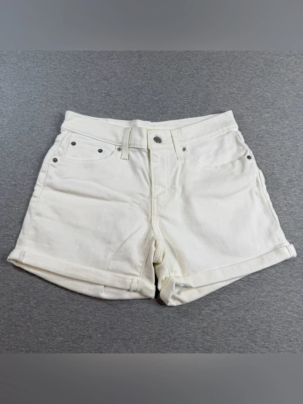 Levi’s Mid Length Denim Shorts Womens 28 White  Cuffed Stretch Jean Shorts